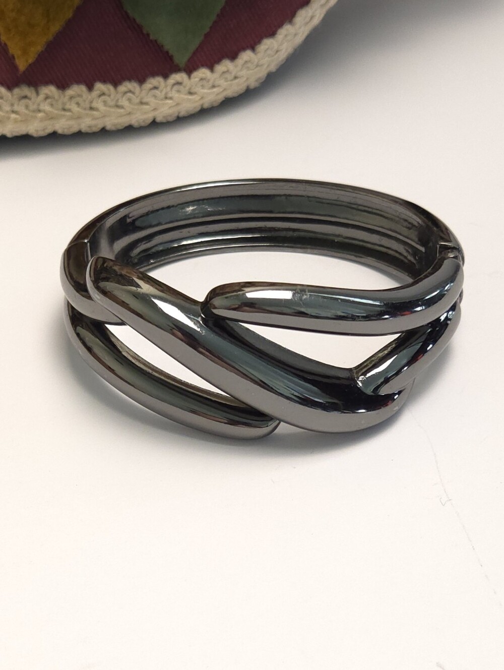 Lia Sophia Galena Gun Metal Hematite Tone Hinge Bracelet - Picture 7 of 9
